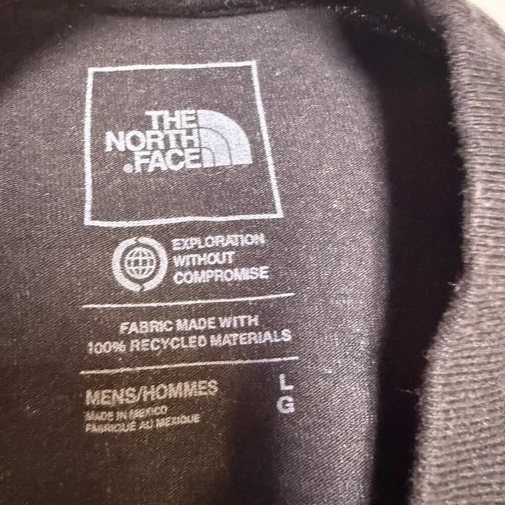 The North Face Men’s Earth Graphic Tee Large Black‎ EUC